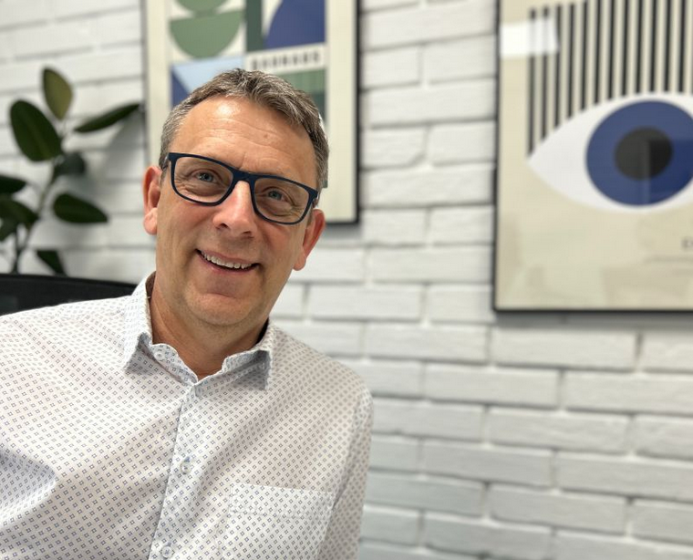 Oliver Strass, Azzurro Interim Management, Interim CFO Projekte